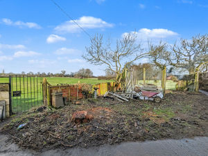 Photo 14- click for photo gallery